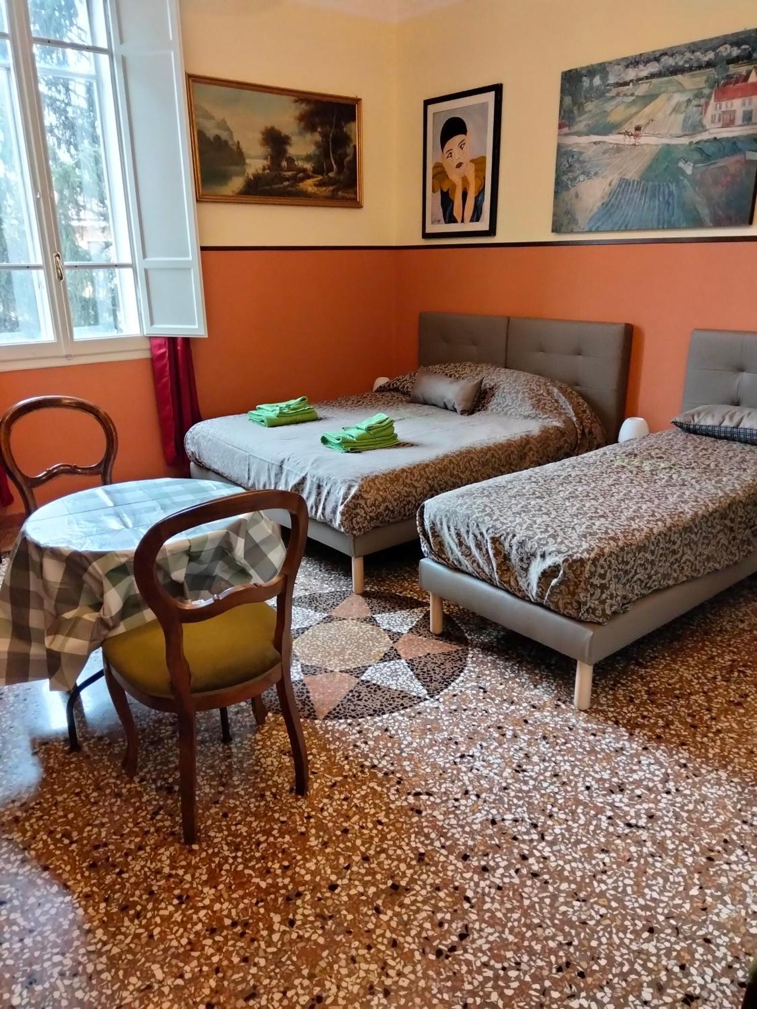 Sant'Orsola Palace - Rooms And Suites Bologna Bagian luar foto